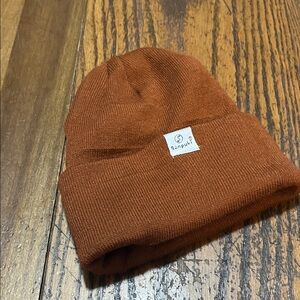 Senpuki satin lined hat rust colored